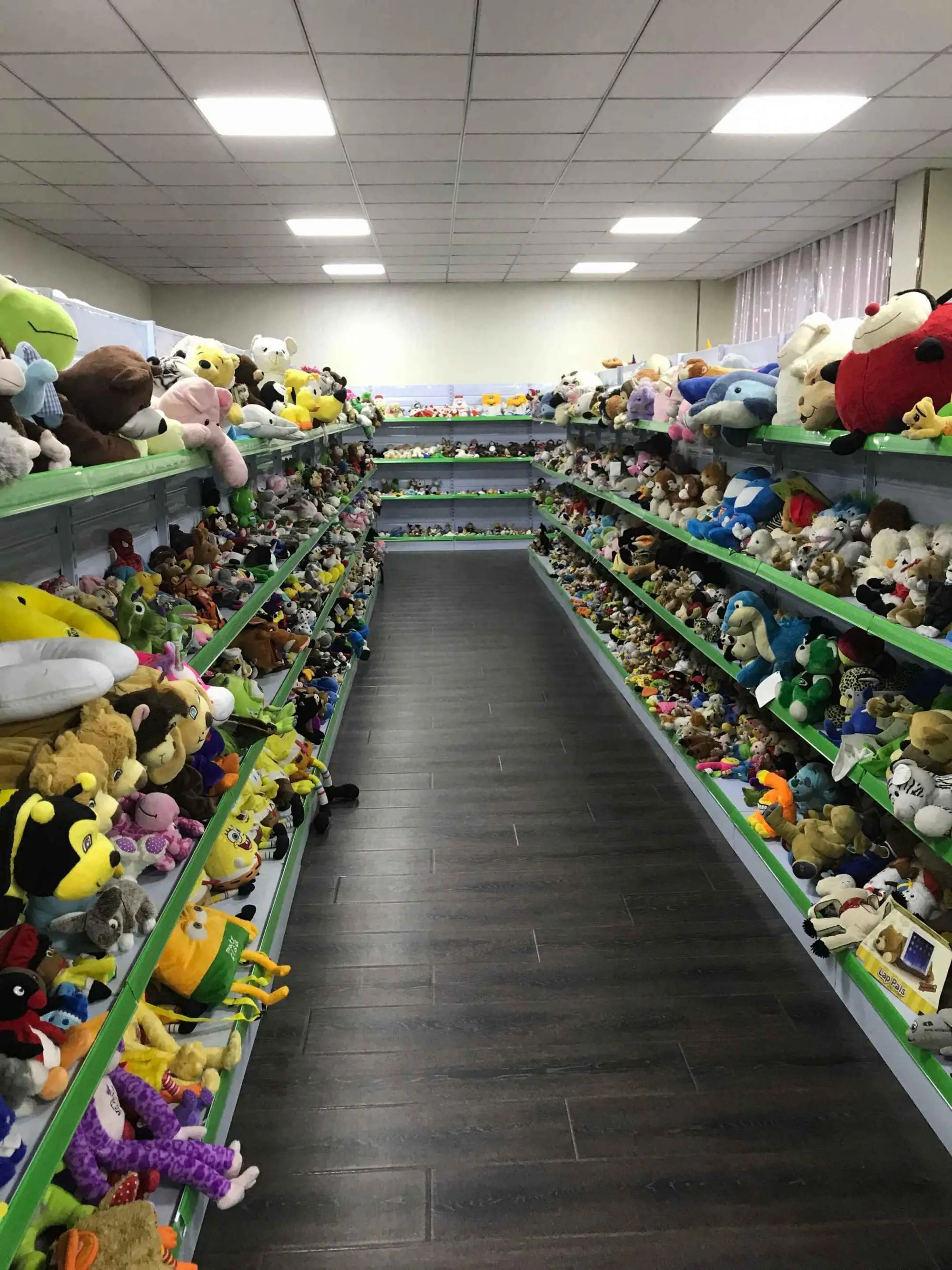 PLUSH TOY SHOW ROOM.jpg