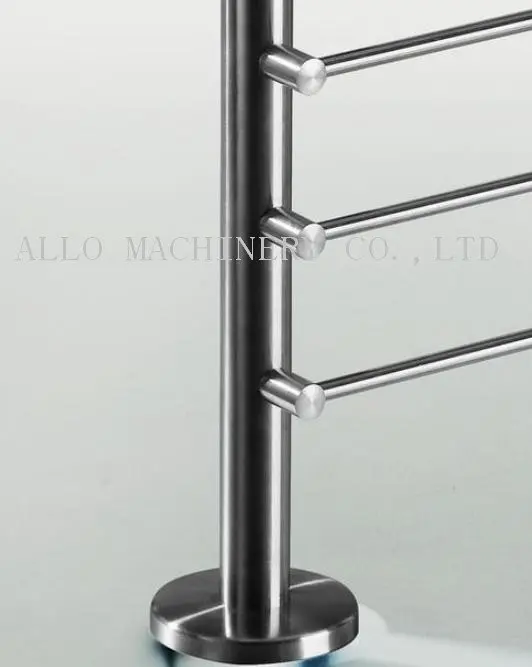 Stainless Steel Newel Post Barade Railing System Product On Stainless Steel Newel Post Barade Railing System Product On
