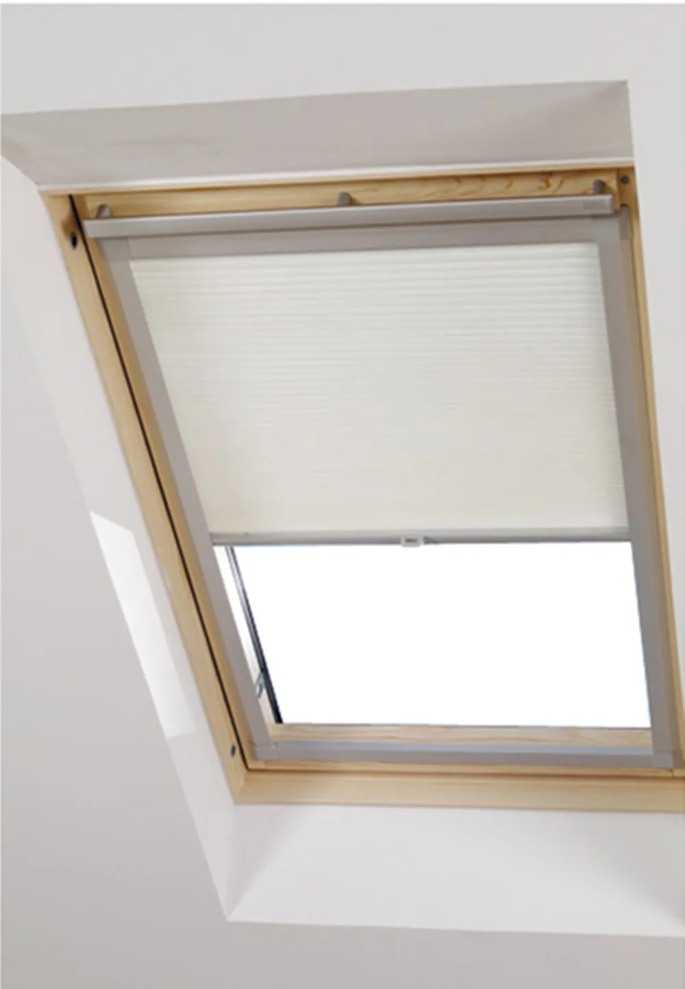 Skylight Blind Blackout Pleated Roof Mini Blinds For Loft Buy Pleated