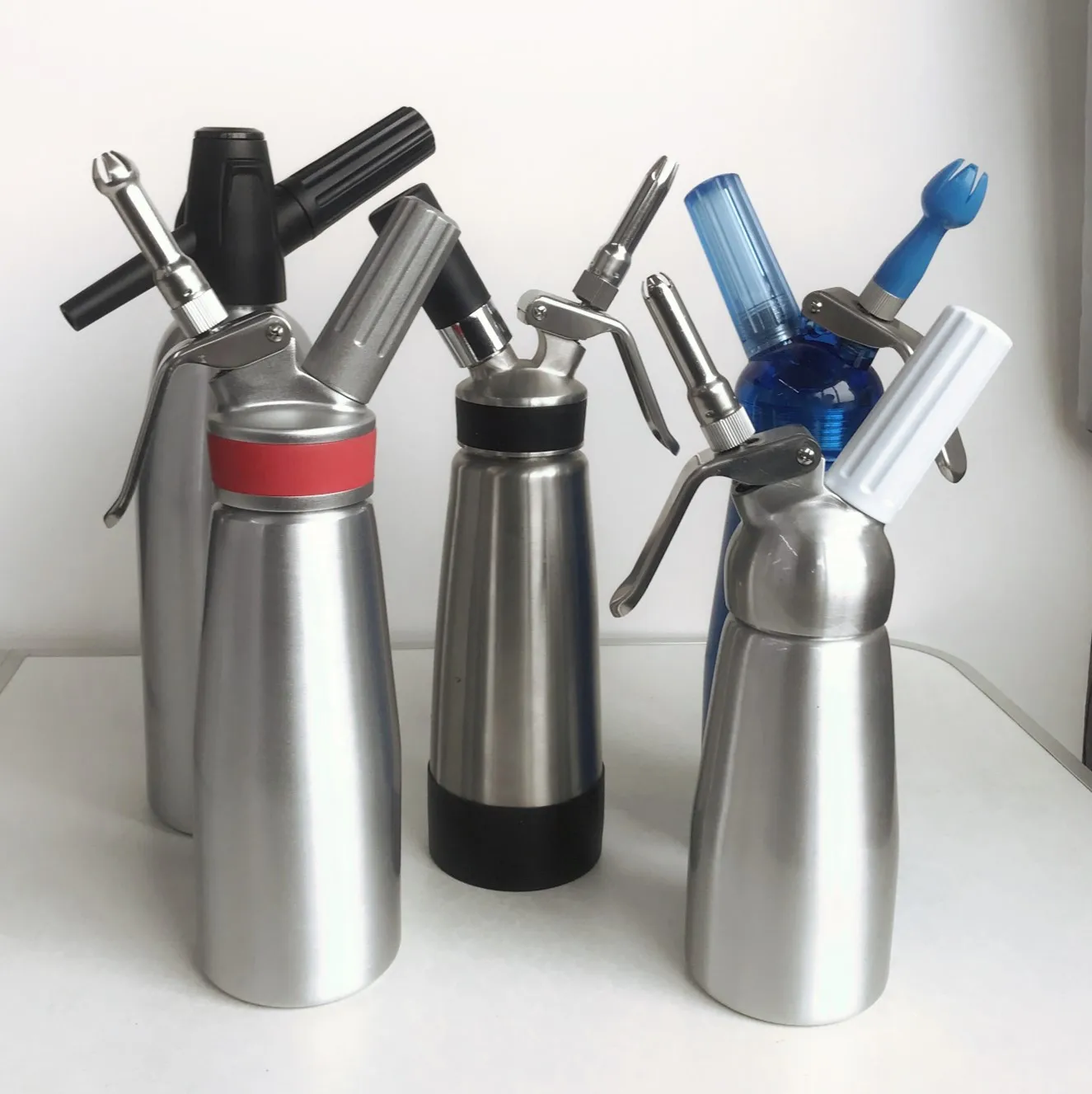 Stainless Steel Cream Chargers Whip Cream Crackers Make Cream Dispenser