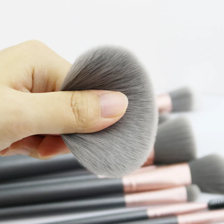 custom makeup brush.png