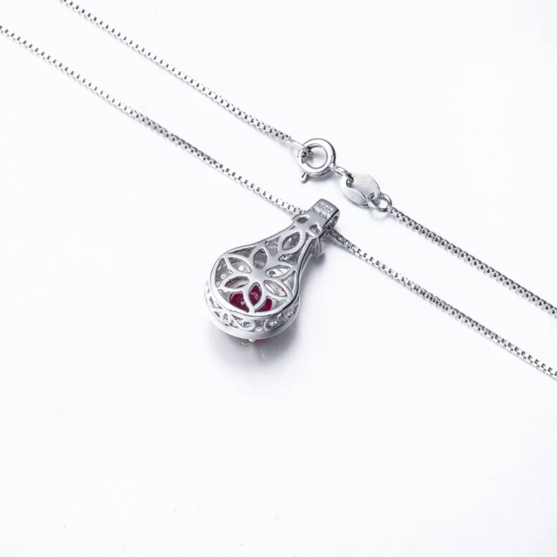 18K White Gold Ruby Waterdrop Design Diamond Silver Pendant