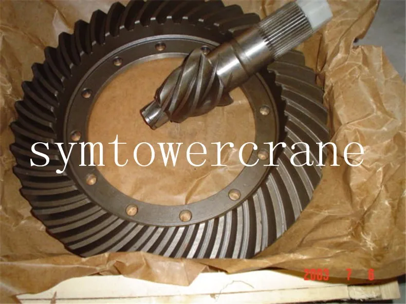 高质量塔吊轴齿轮斜齿轮集