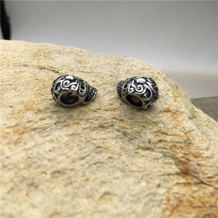 Hollow Skull Beads (2).jpg