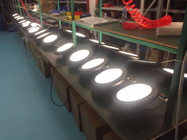 Factory warehouse industrial 50w 100w 150w 200w LED UFO led high bay light housing