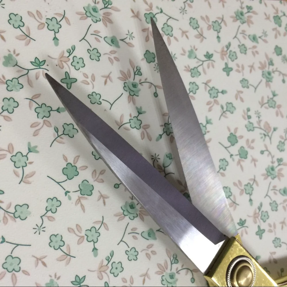 Tailor Scissors-.png