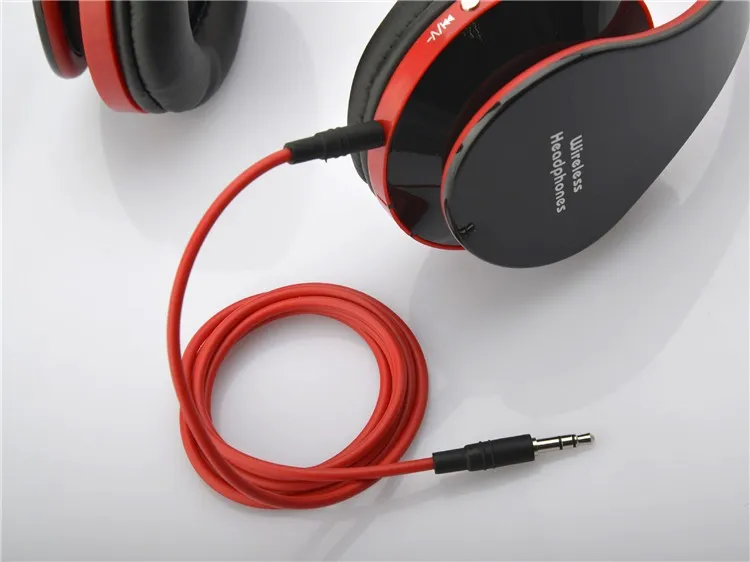 High Quality Christmas Gift Mobile Phone Headphone Stereo Earphone