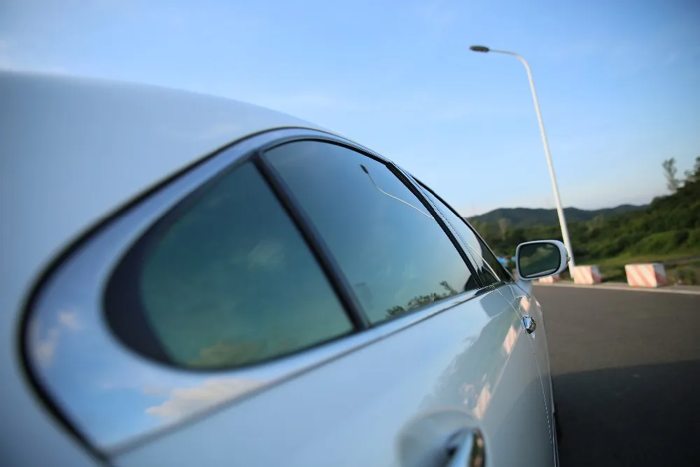 高品质汽车车窗色调膜