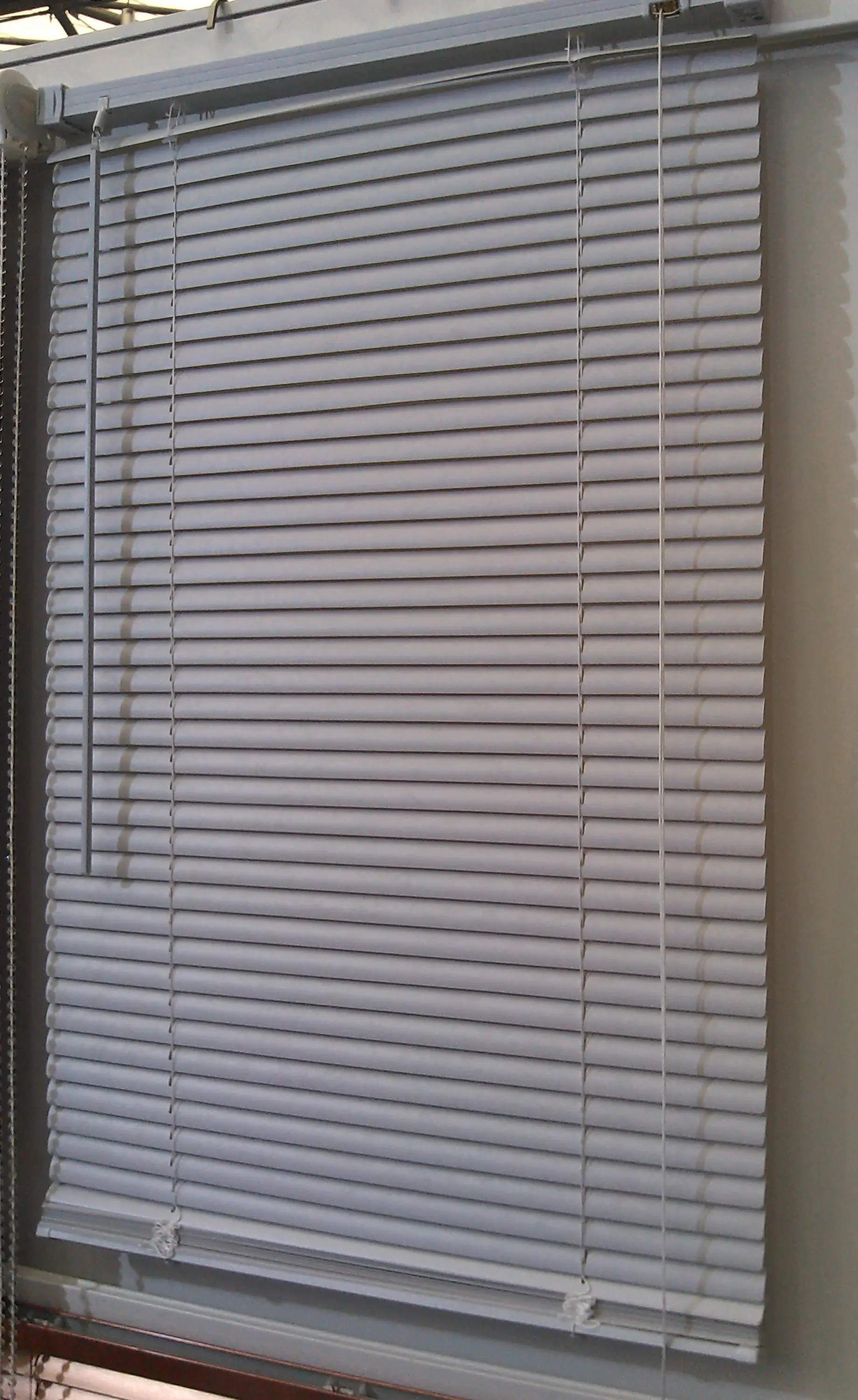 Жалюзи пластиковые венецианские шторы как повесить