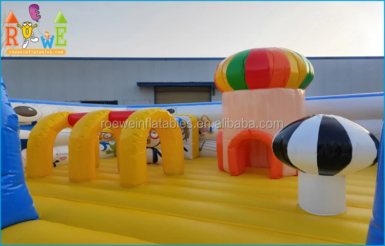 inflatable bounce house.jpg