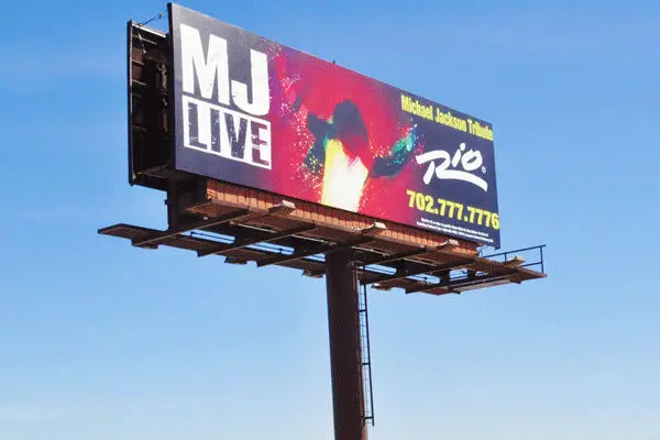 LED advertising hoarding2 (3).jpg