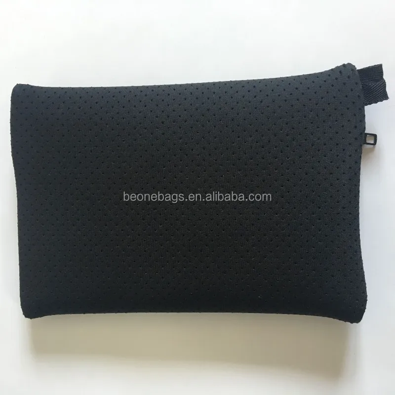 small neoprene zip pouch