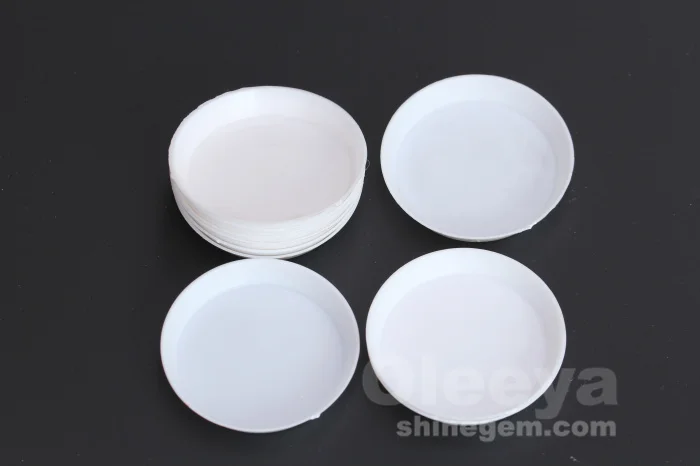 Good Quality Crystal Stone Plastic Jewelry case With 6cm Round Shape Plastic case for Nails
