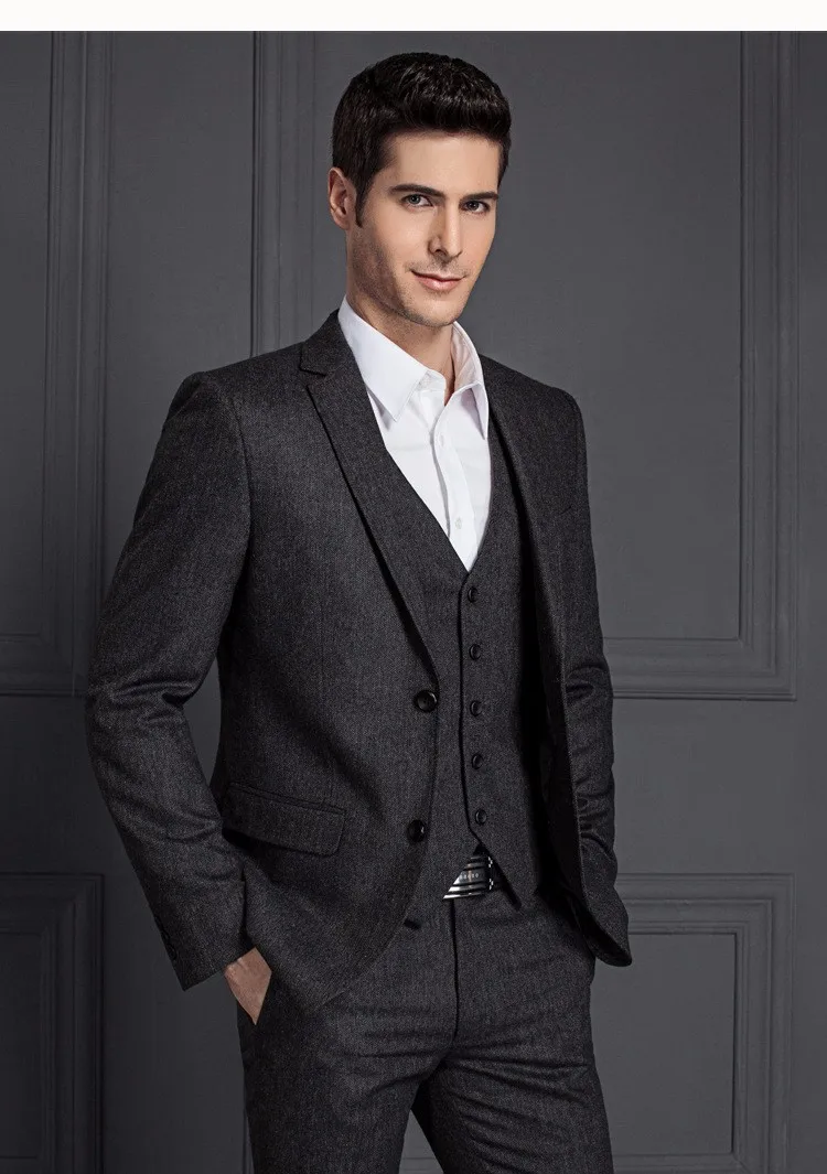 костюм мужской. дорогие мужские костюмы. мужчина в черном костюме. итальянский костюм мужской. итальянские костюмы для мужчин.