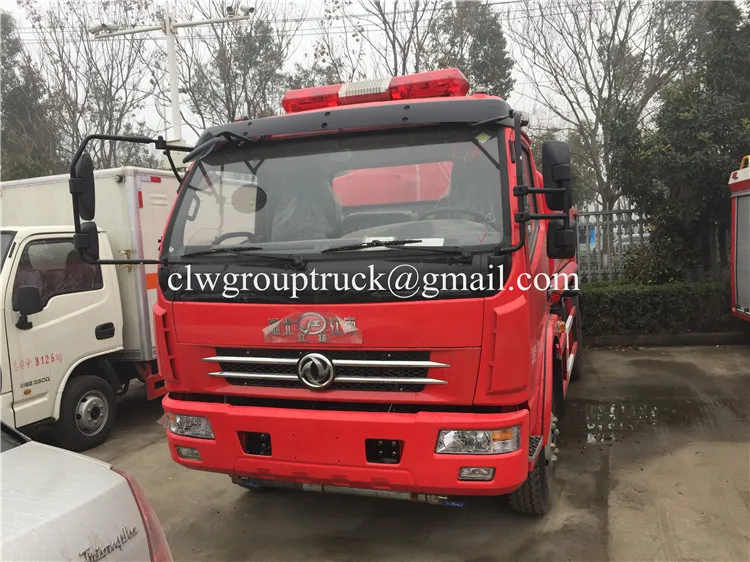 2000L water fire truck.JPG