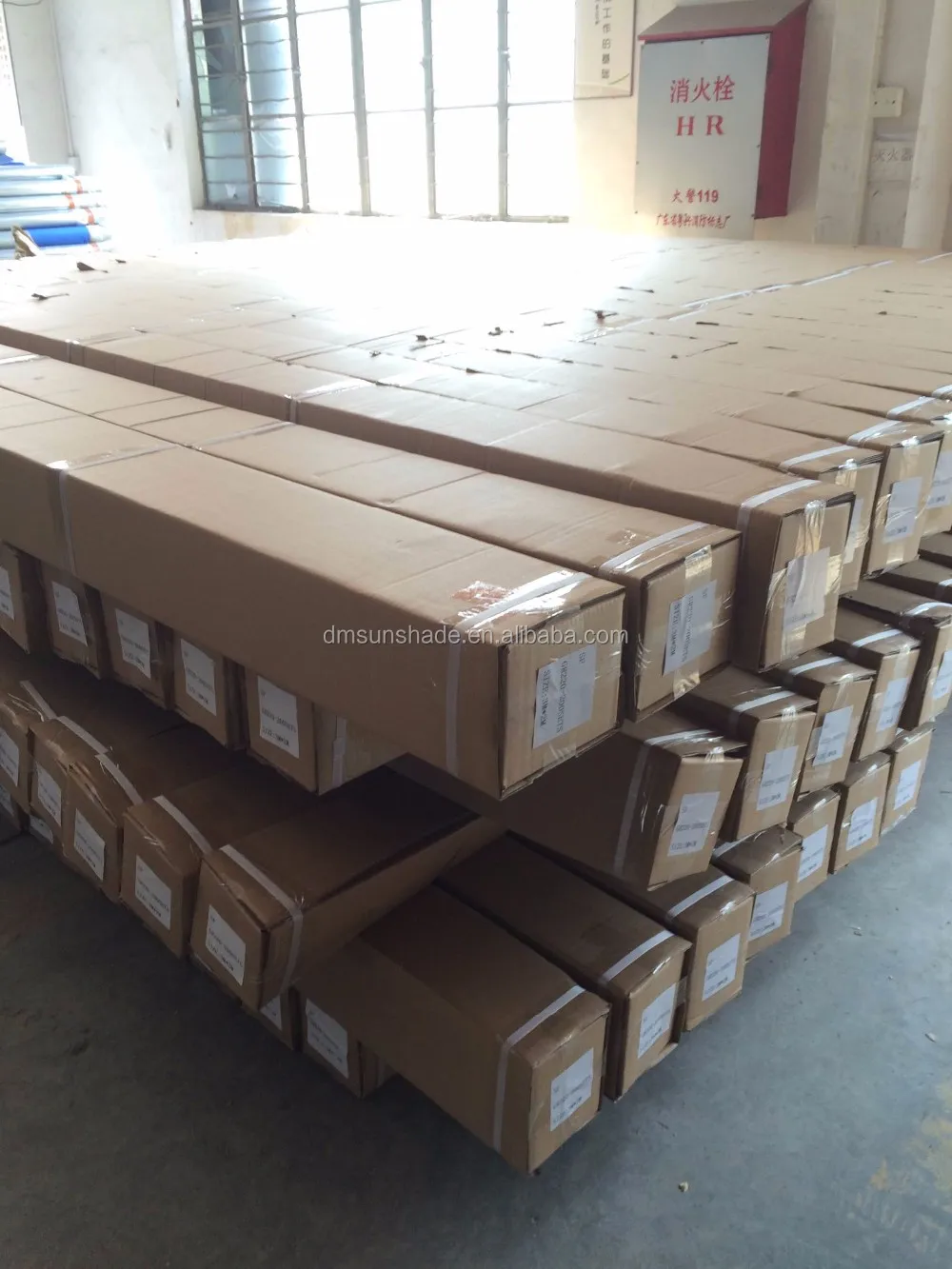 铝制全盒式遮阳篷/带led灯系统的可伸缩遮阳篷