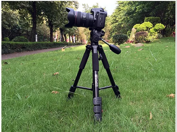 Q111 New Portable Professional Tripod (17).jpg