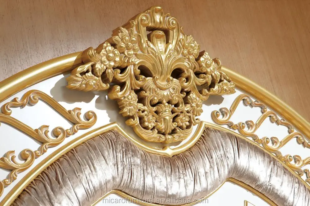 Latest Design Wooden White Color French Furniture Style Antique Royal