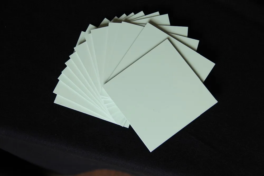 люминесценция растений. листья для украшения комнаты зелёные. фотолюминесцентный пластик. коралловые растения силиконовые светящиеся. лист акрил 3 мм 2050x3050 мм (флуоресцентный красный).