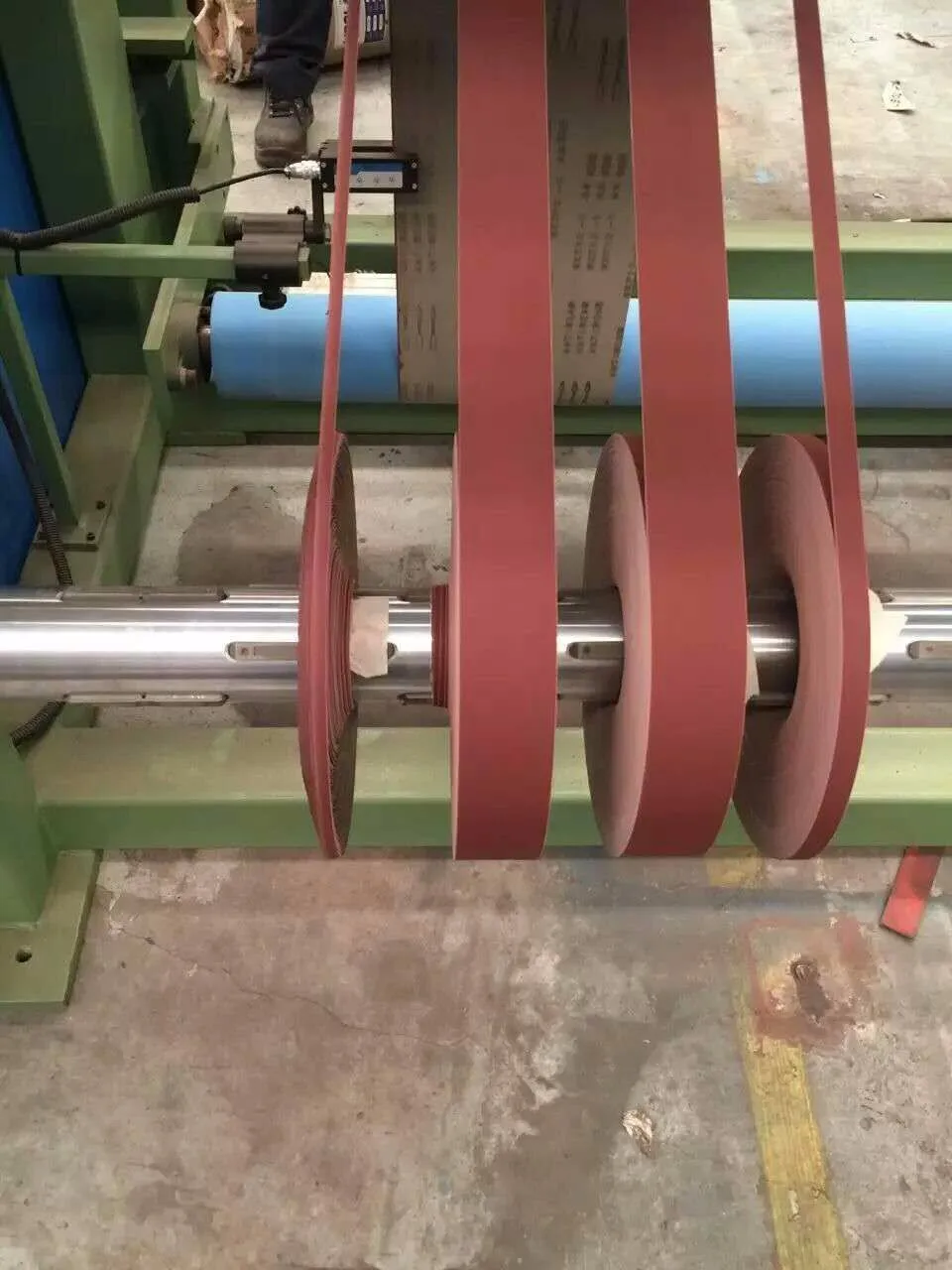 Abrasive Cloth Paper Roll Slitter Machine Buy Abrasive Cloth Roll