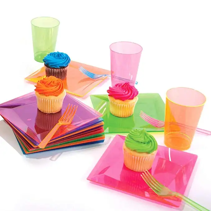 Plastic Cups (5).jpg