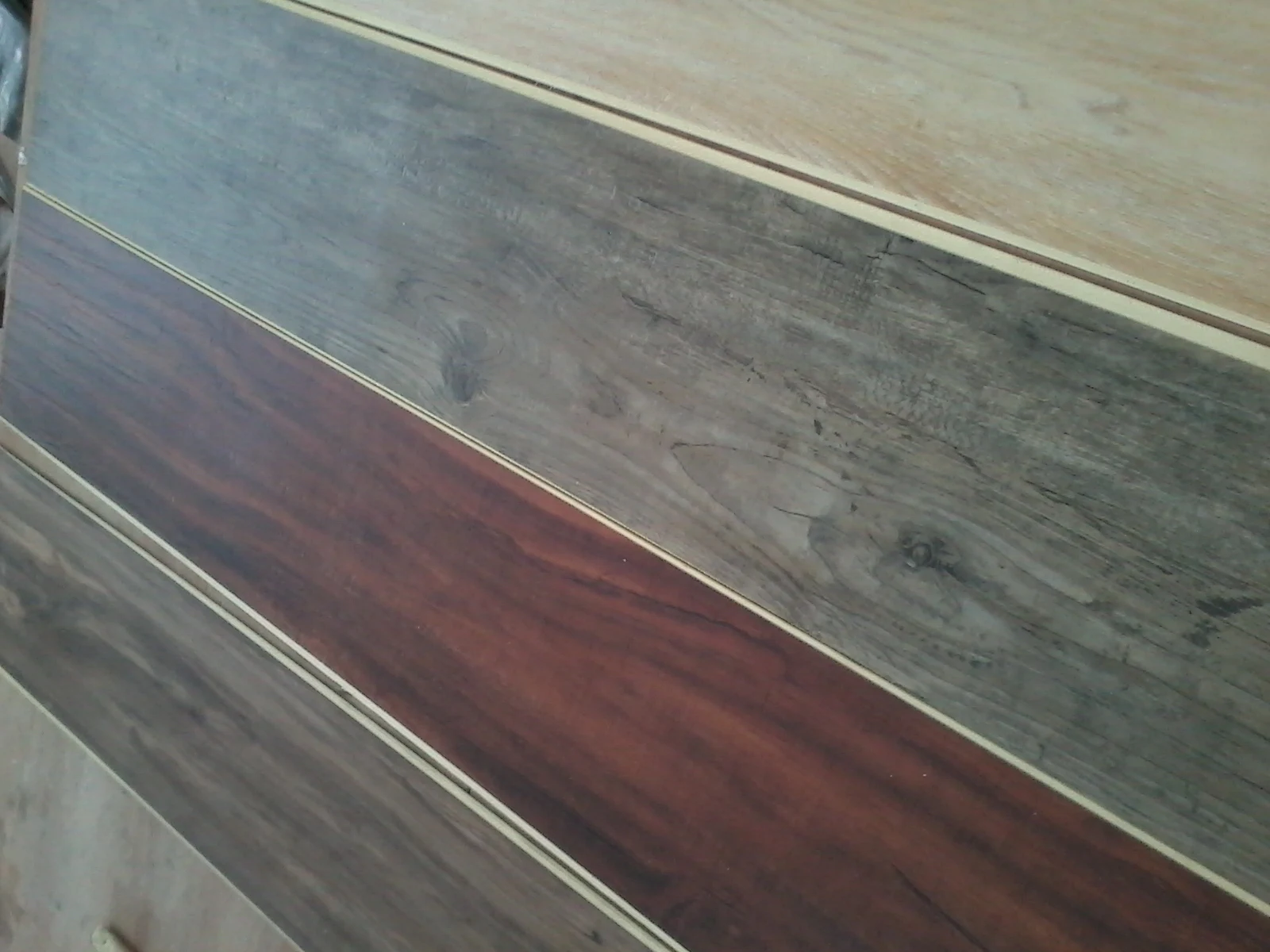 instock flooring