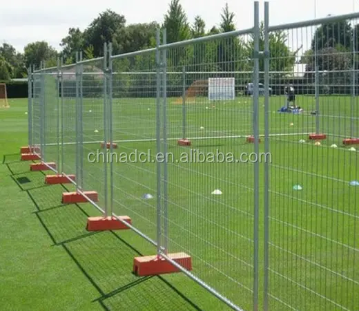 portable_temporary_fence_panels.jpg
