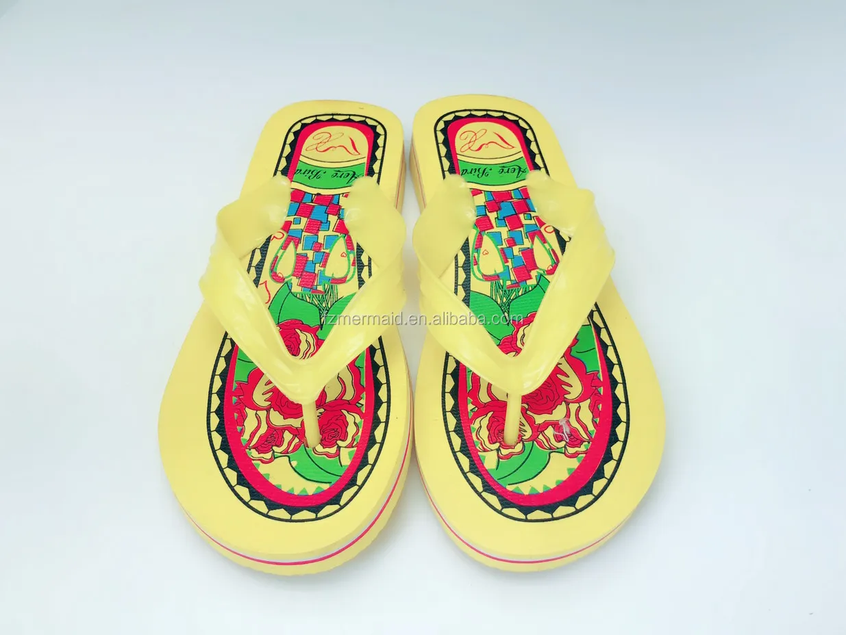Africa Hot Sales Fuzhou Factory Wholesales PE Outdoor Fashion High Quality Plastic Slipper Naked Slipper Footwearbmen Shoes
