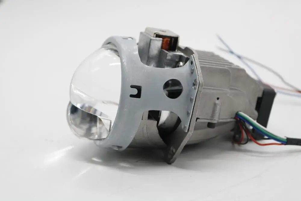 Guangzhou Sanvi Auto Light 3 Inch 5500k Car Led Headlight Bi Projector Lens Xenon Light Bulb