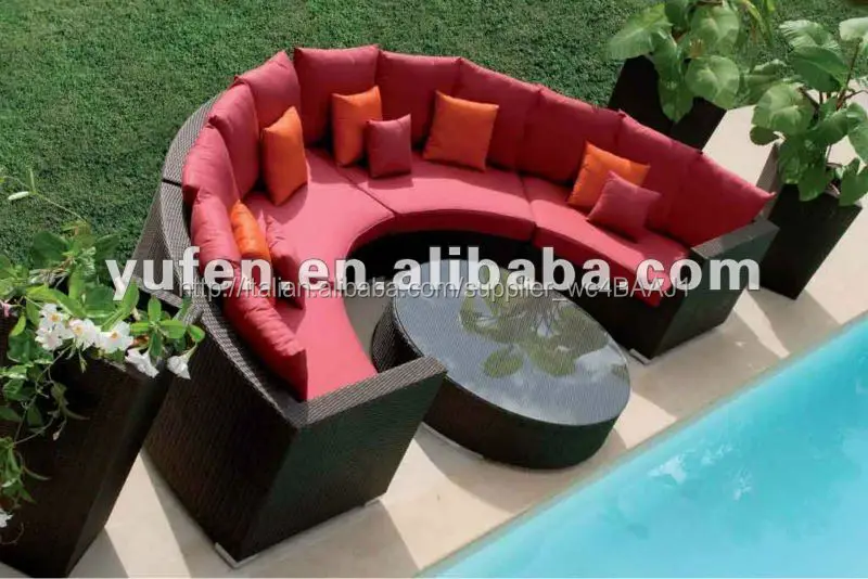 Arredi per esterni in rattan sintetico divano semicircolare rattan ... Divani in rattan sintetico