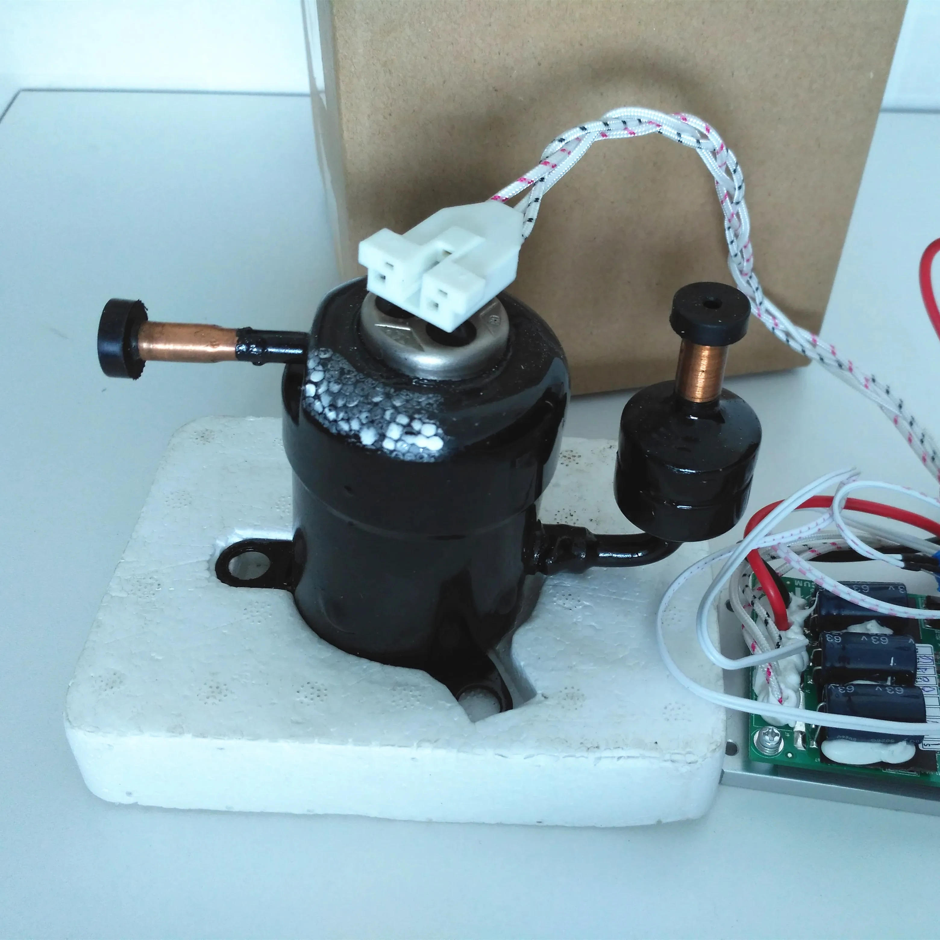 R134a 12v Dc Compressor For Mini Fridge With Inverter Controller Buy