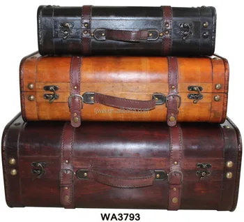 old looking suitcases