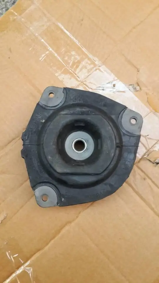 Strut Mount Shock Absorber Mounting 54320ed500 For Nissa N Tiida C11z