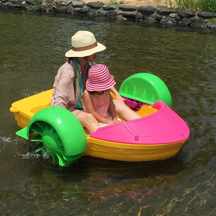 Outdoor Water park center 60kgs load weight kid hand paddle boat. 