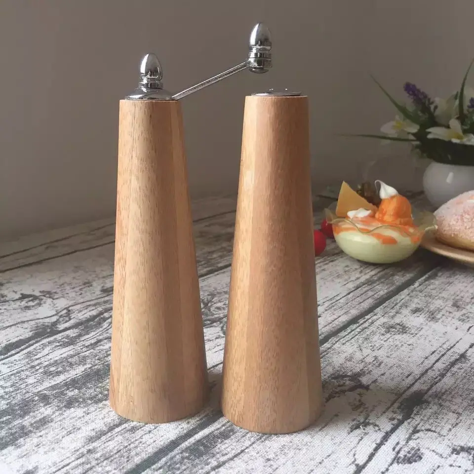 100% Natural manual custom hot sales packaging pepper grinder / bamboo pepper mill / manual salt and pepper grinder