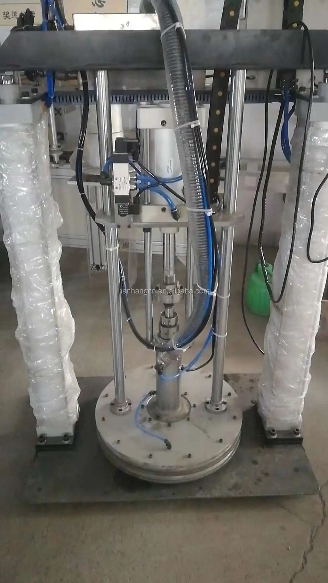 glue pump 2.jpg