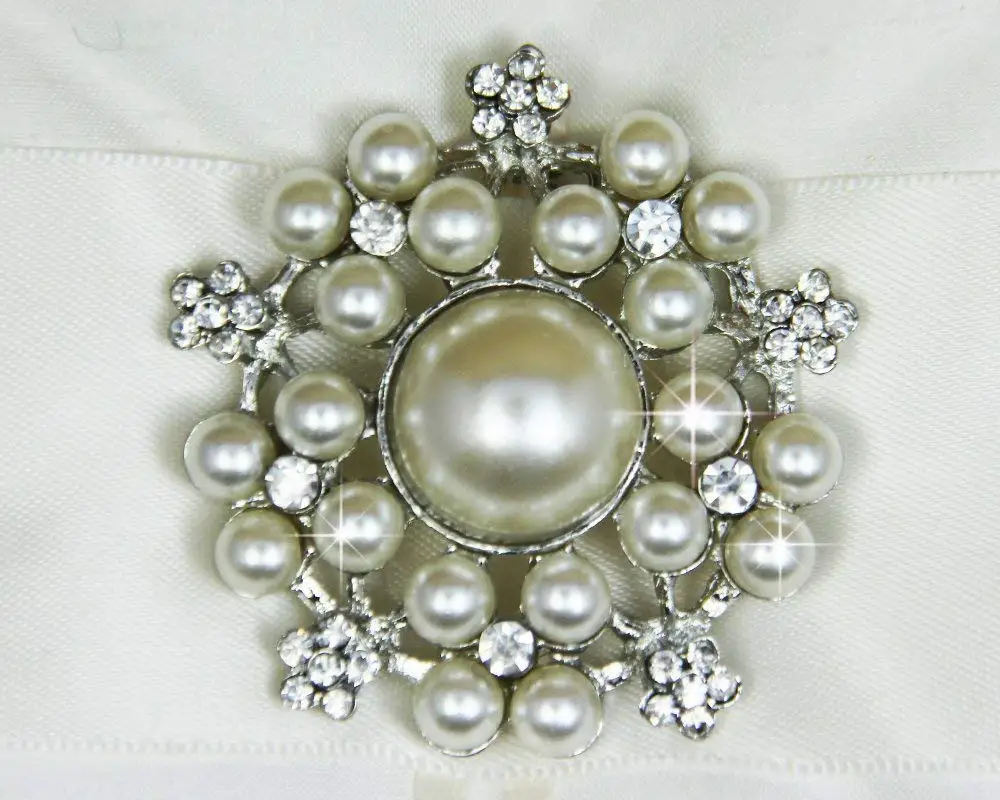 Rhinestone Brooch, Pearl Brooch, Vintage Crystal Brooch, Wedding brooch bouquet, Bridal Sash, Flower embellishment, DIY wedding