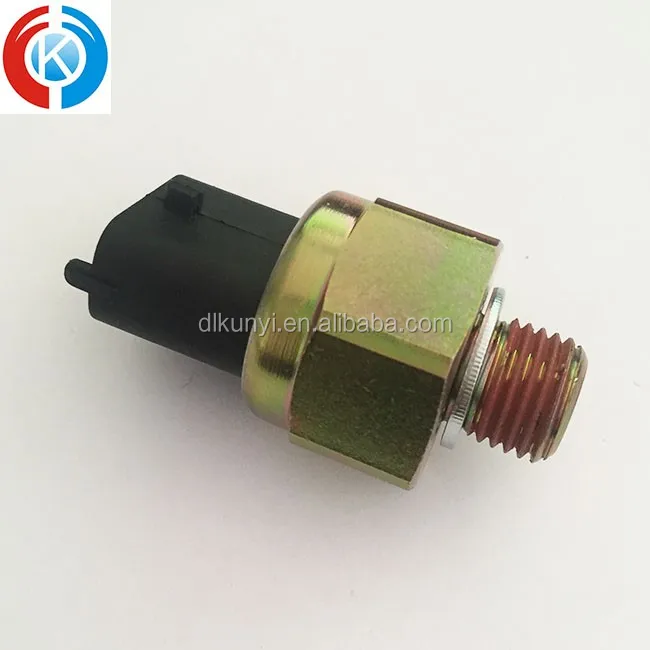 Bfm1013 Engine Oil Pressure Sensor Switch 04215774 04213020 For Deutz