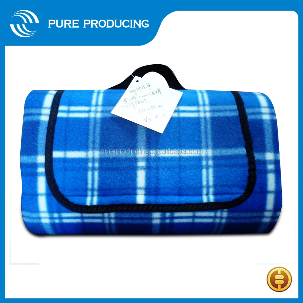 picnic blanket with plastic backing