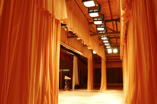 超级宽度 samrt 自动红色天鹅绒舞台幕布