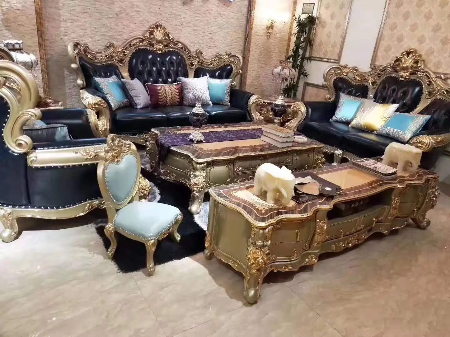 hot sale European style solid wood royal sofa set