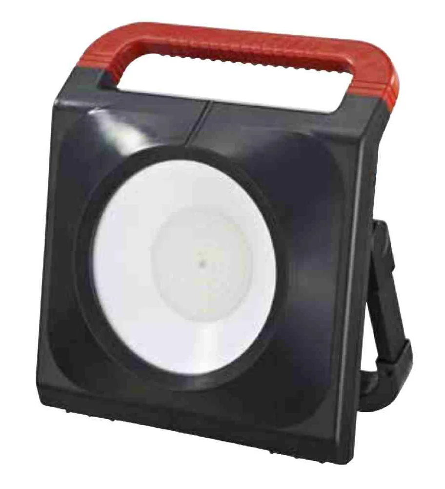 China Portable 50W LED Work Light with 2 Outlet Sockets