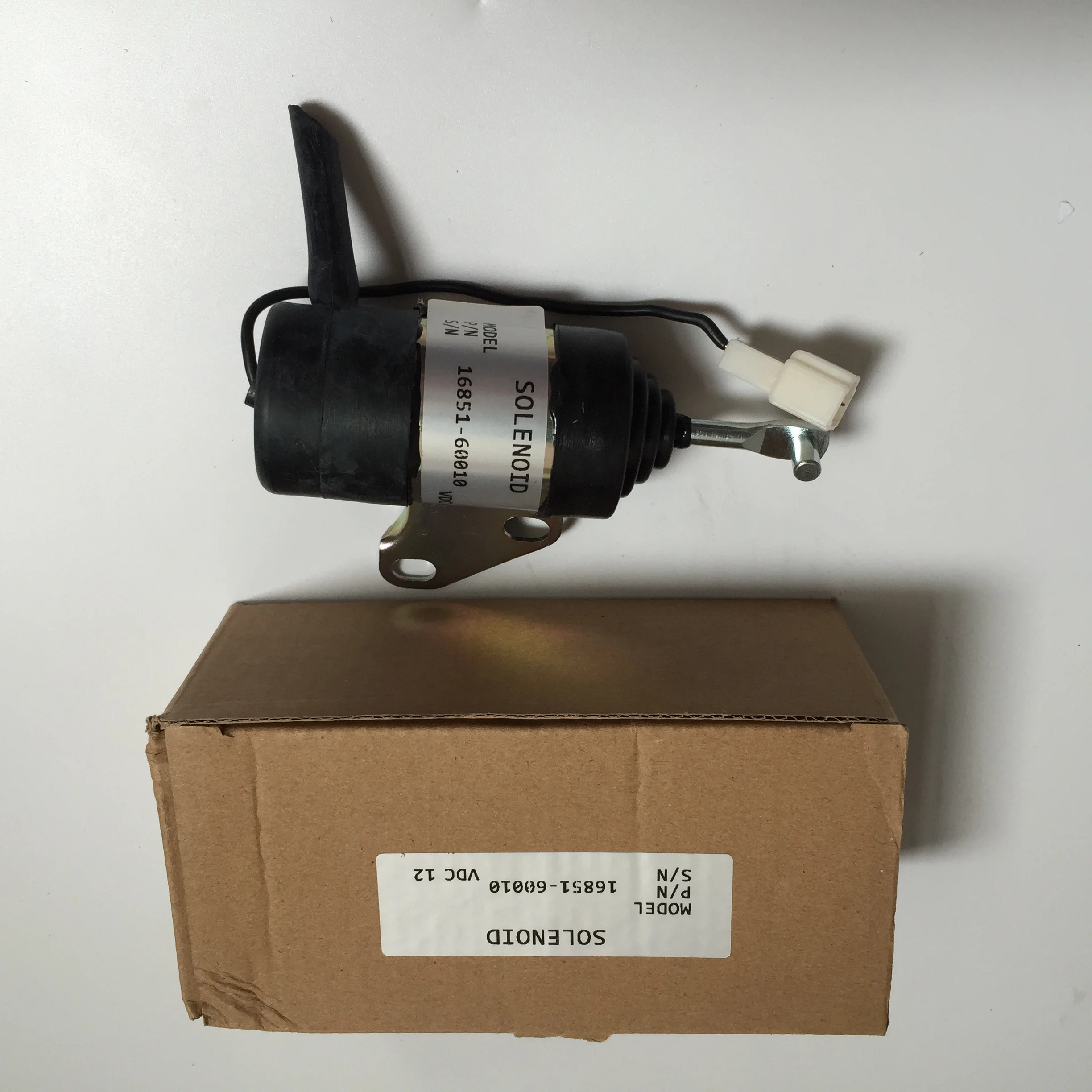 12v Diesel Engine Fuel Stop Solenoid 1685160010 For Engine D722 D662