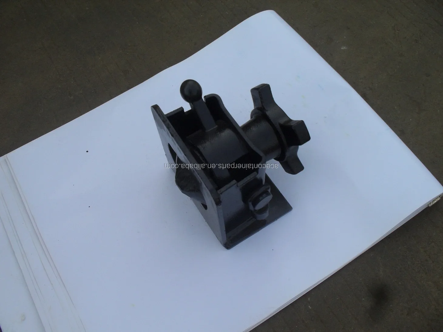 Black JOST Type Flatbed Trailer Container Chassis Twist lock for Sale