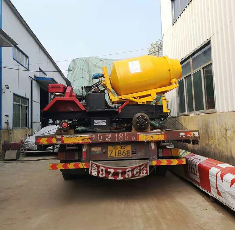 0.8cbm mini self-loading concrete mixer