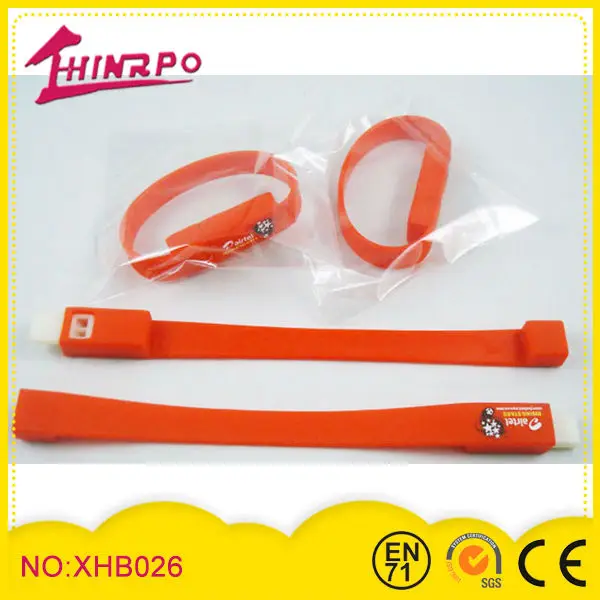 Custom Logo Silicon Whistle Band Funny Bracelet Silicone Custom Logo Silicon Whistle Band Funny Bracelet Silicone Bracelets With