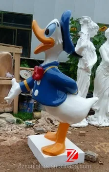 donald duck garden statue