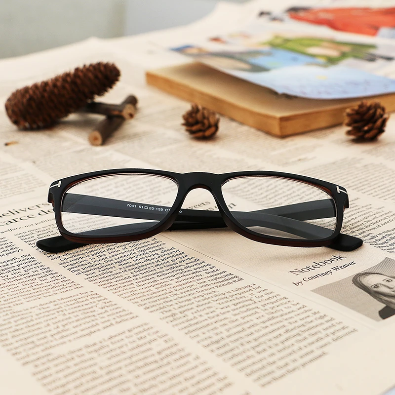 hinged reading glasses