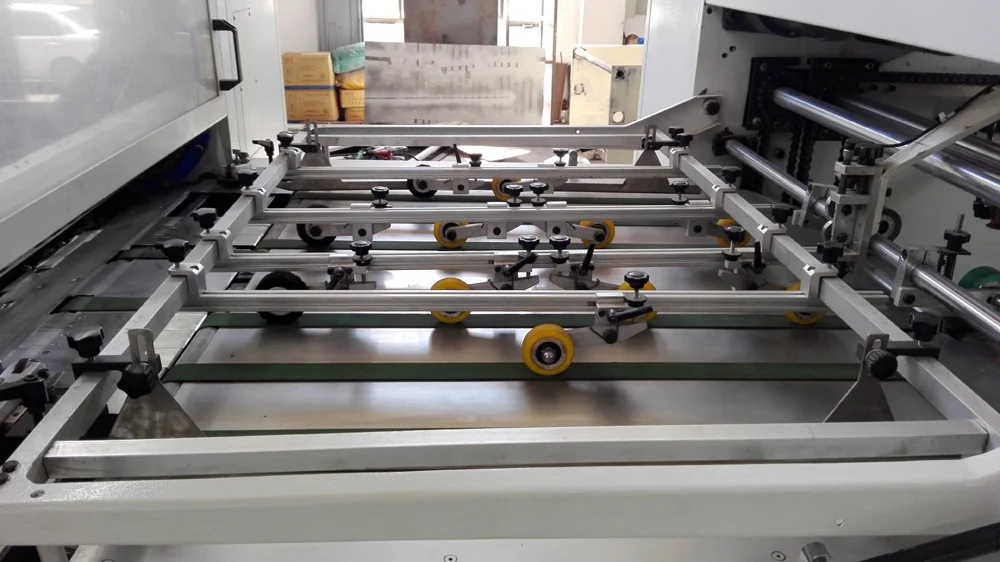 lk-106m 自动纸张加工圆压圆模切机