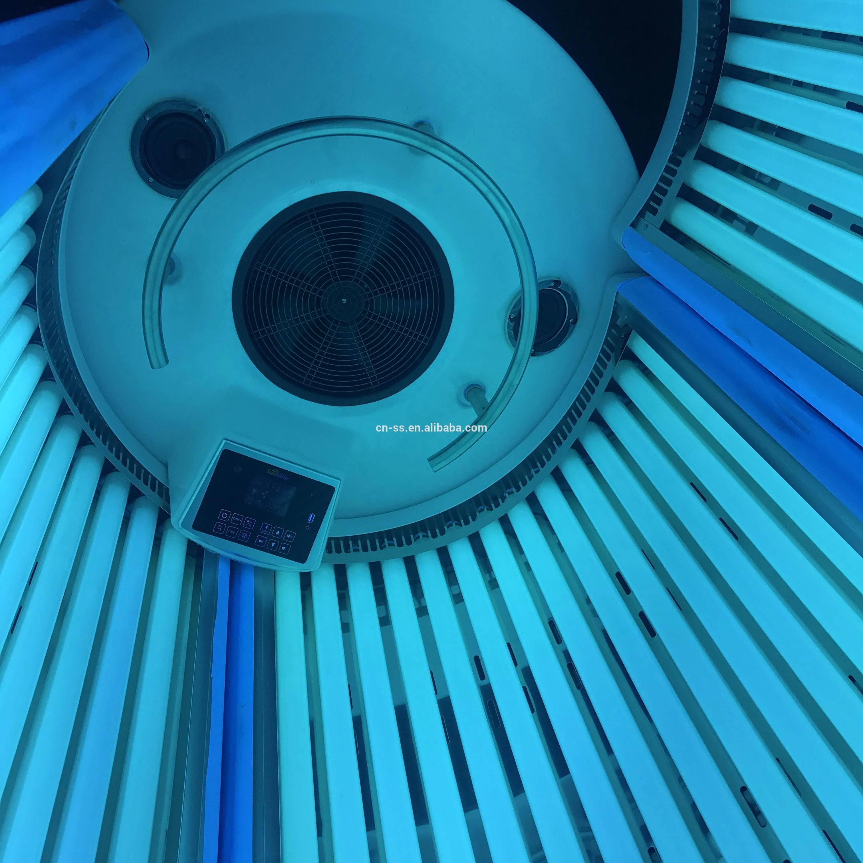 China factory sunbed tanning machine with UVB sunlamp
